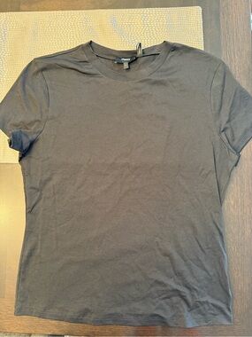 Theory Black Short Sleeve Crewneck Tee